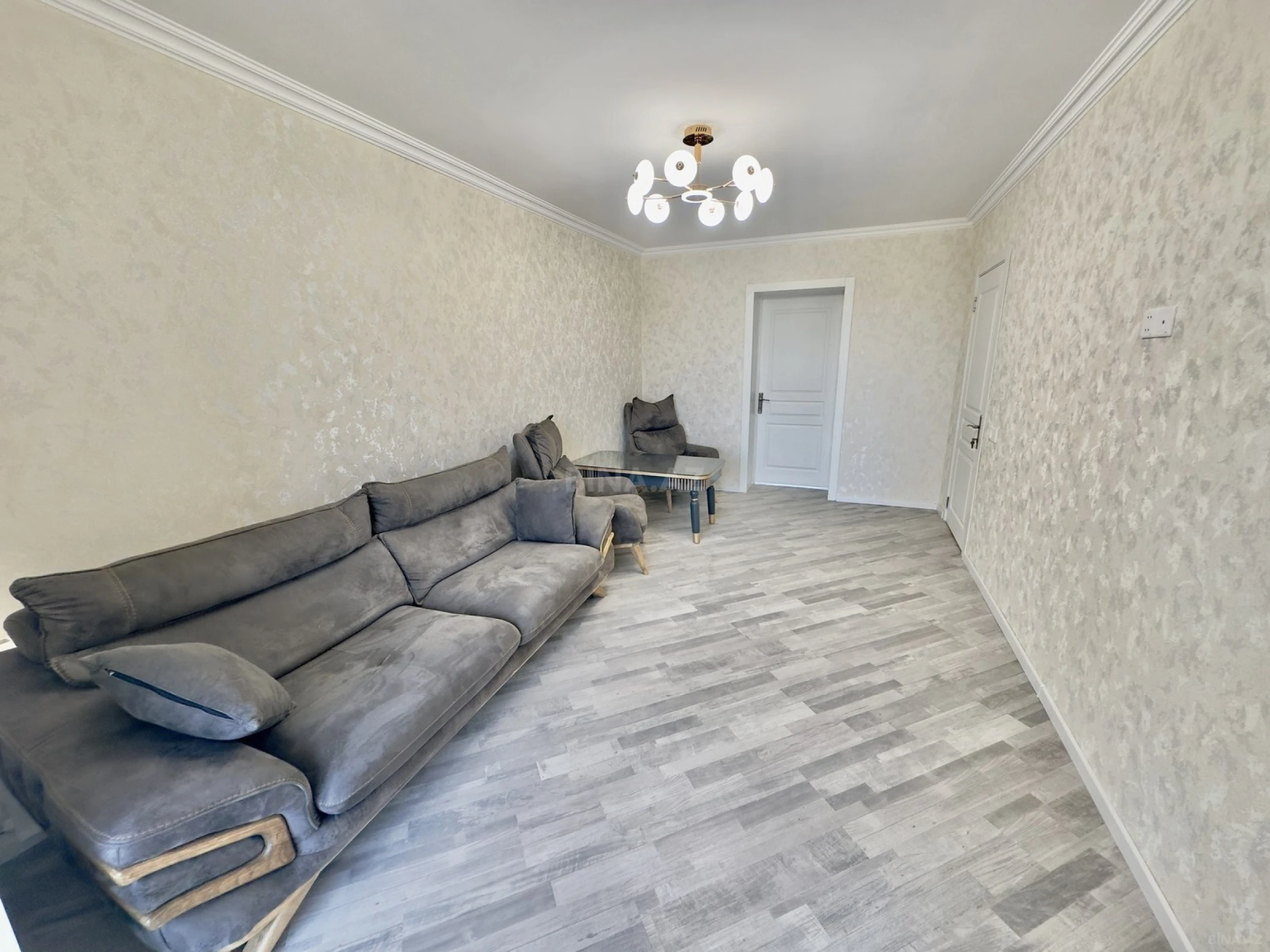 Satılır 2 otaqlı mənzil 48 m²