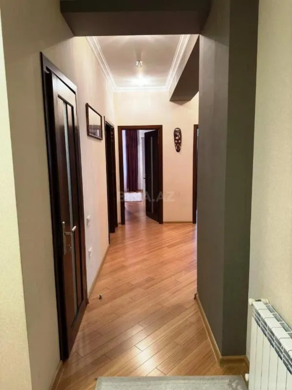 Satılır 3 otaqlı mənzil 102 m²