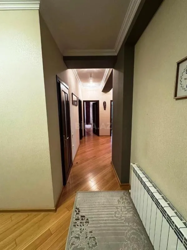 Satılır 3 otaqlı mənzil 102 m²
