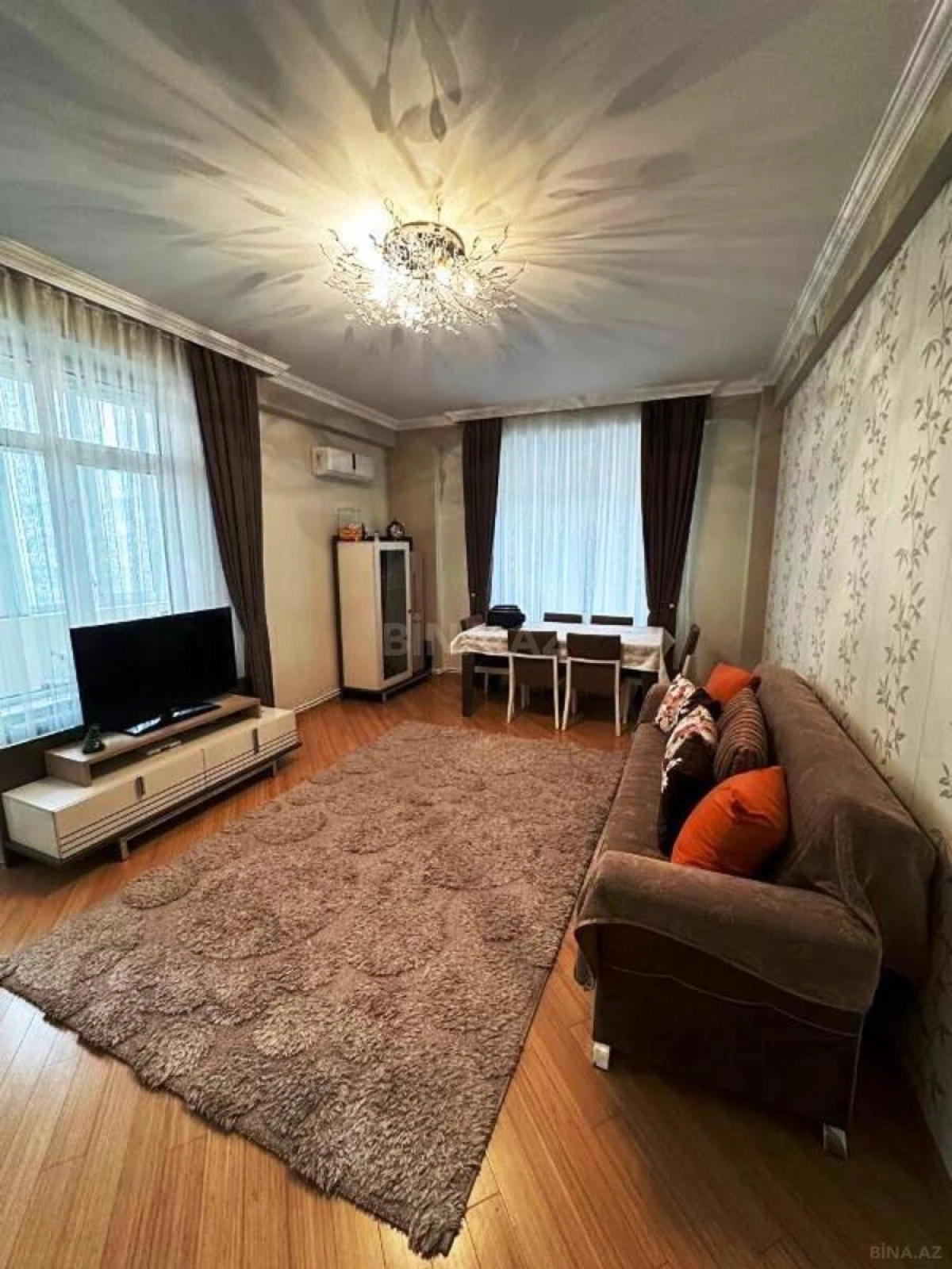 Satılır 3 otaqlı mənzil 102 m²