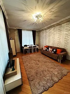 Satılır 3 otaqlı mənzil 102 m²