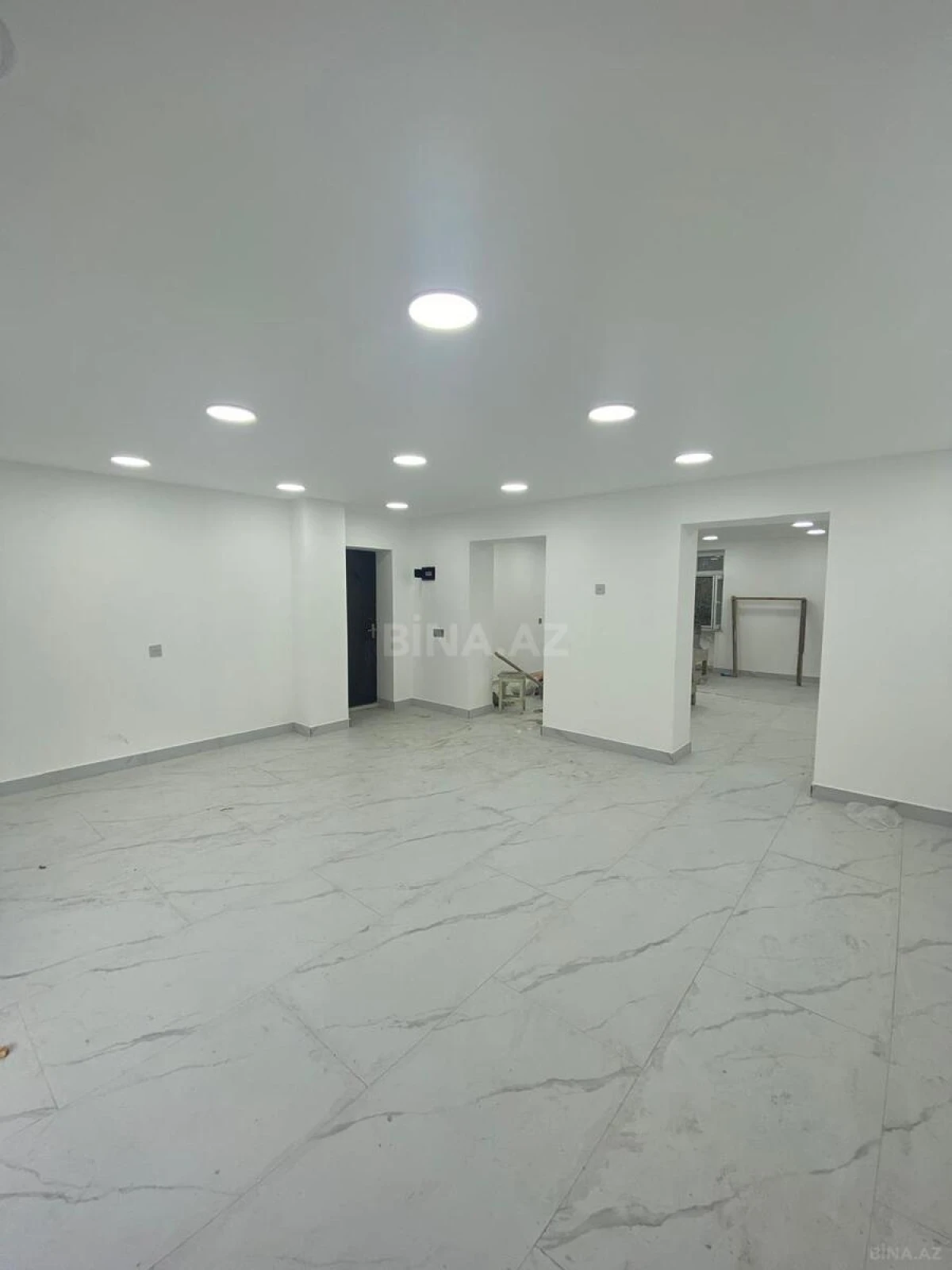 Kirayə verilir obyekt 80 m²