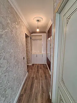 Satılır 2 otaqlı mənzil 52 m²