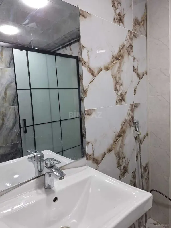 Satılır 2 otaqlı mənzil 52 m²