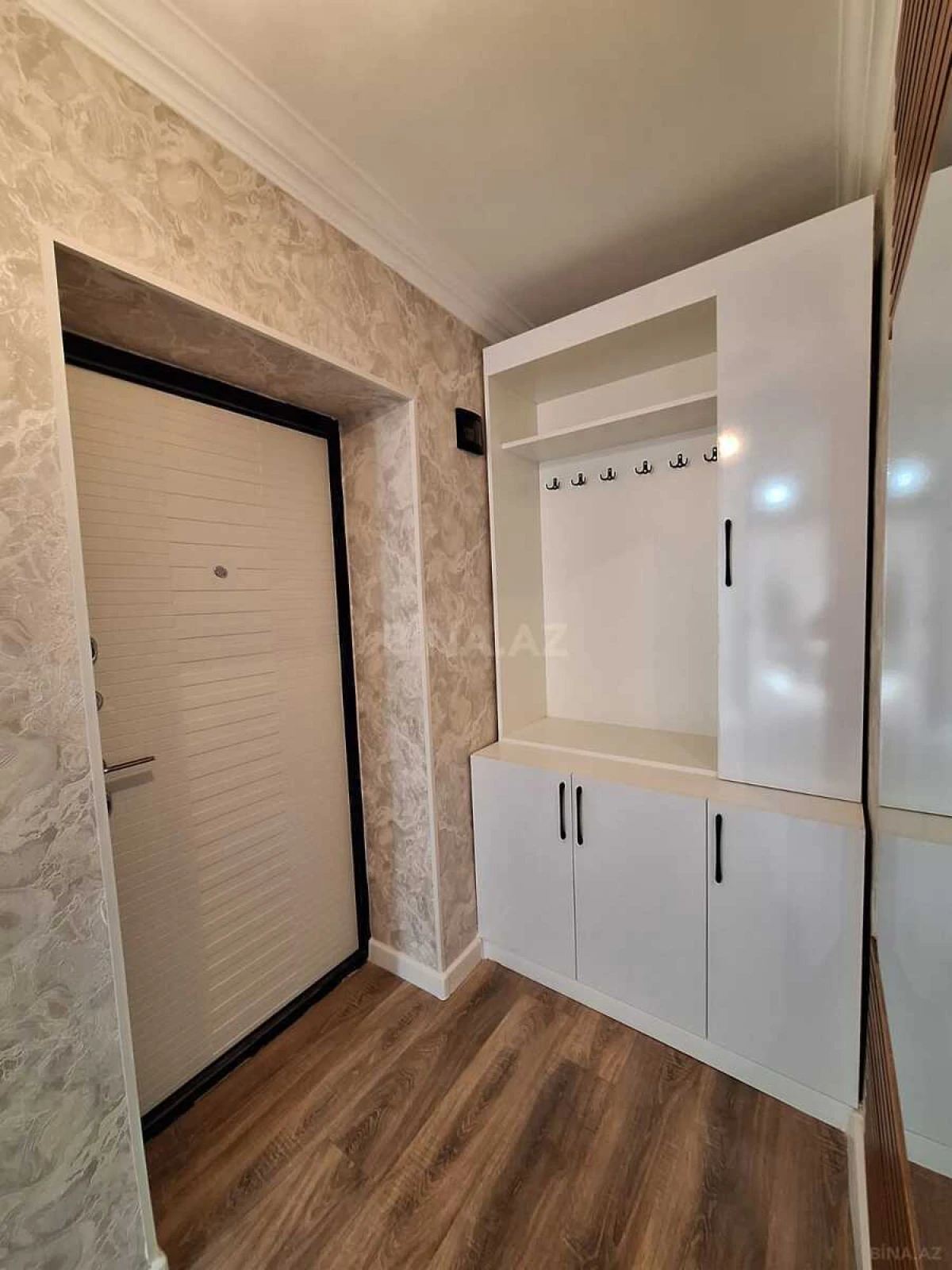 Satılır 2 otaqlı mənzil 52 m²