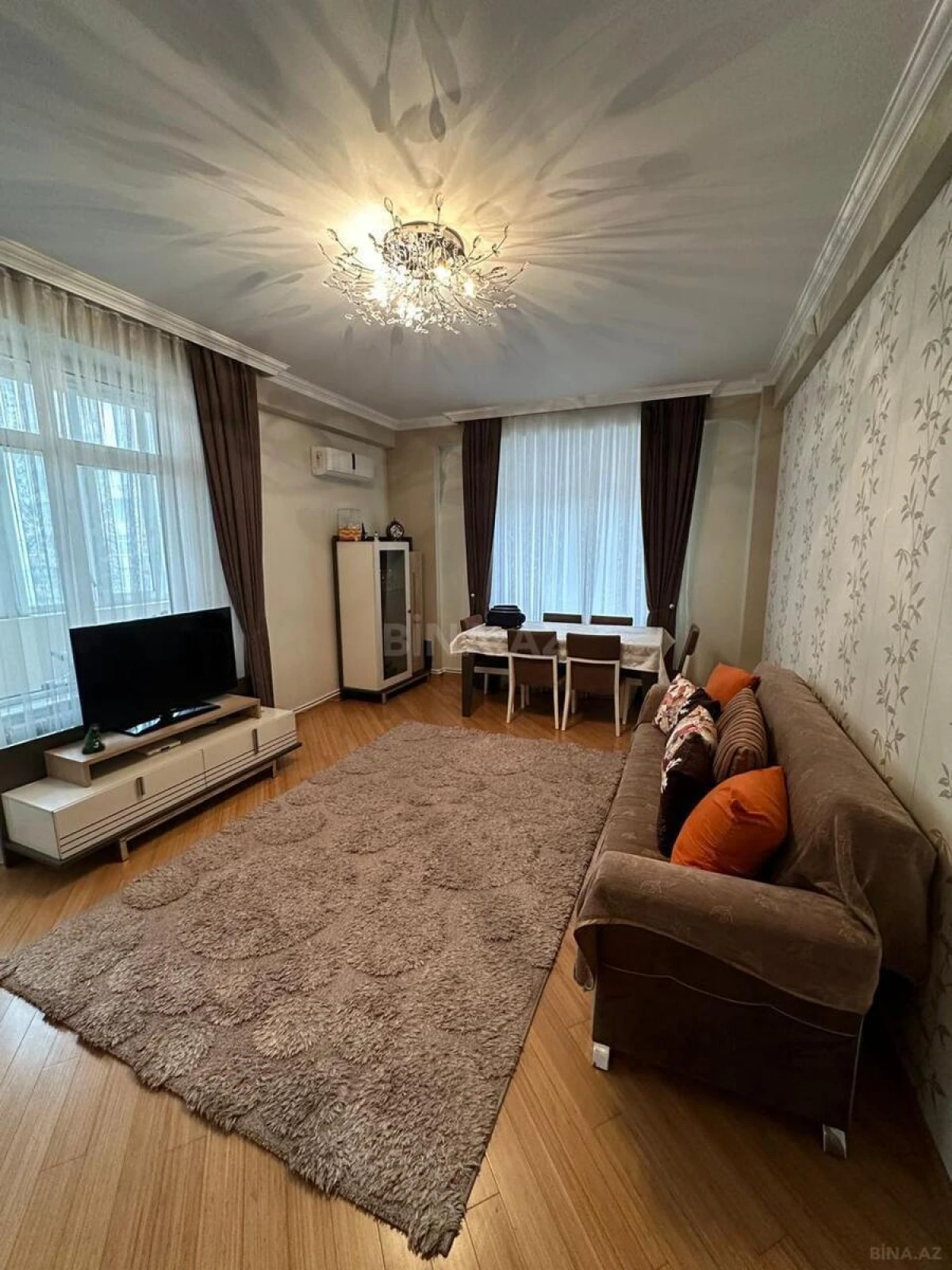 Satılır 3 otaqlı mənzil 102 m²