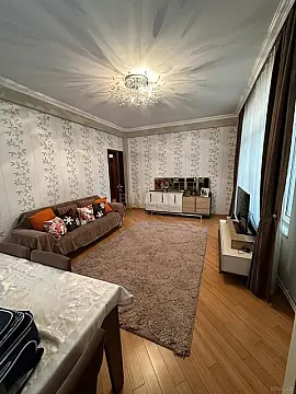 Satılır 3 otaqlı mənzil 102 m²