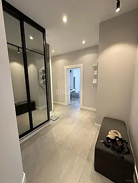Satılır 3 otaqlı mənzil 125 m²
