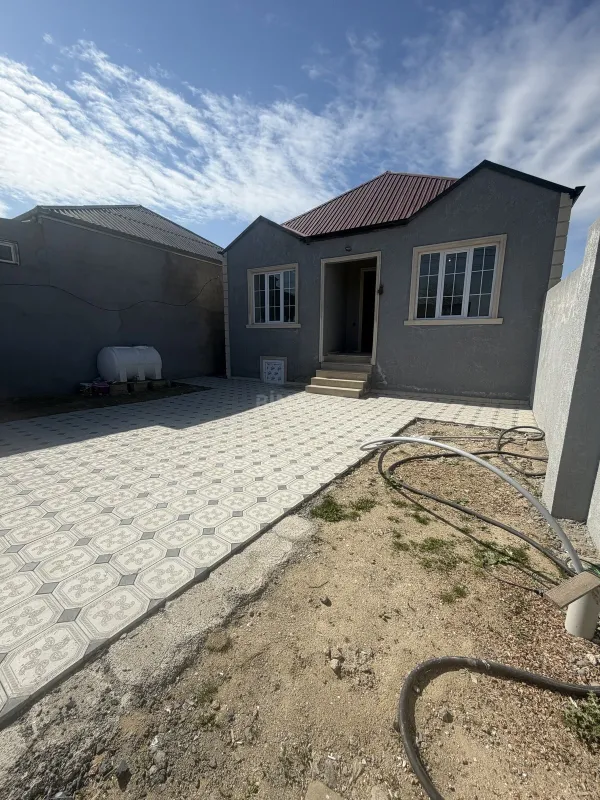 Satılır 3 otaqlı həyət evi 120 m²