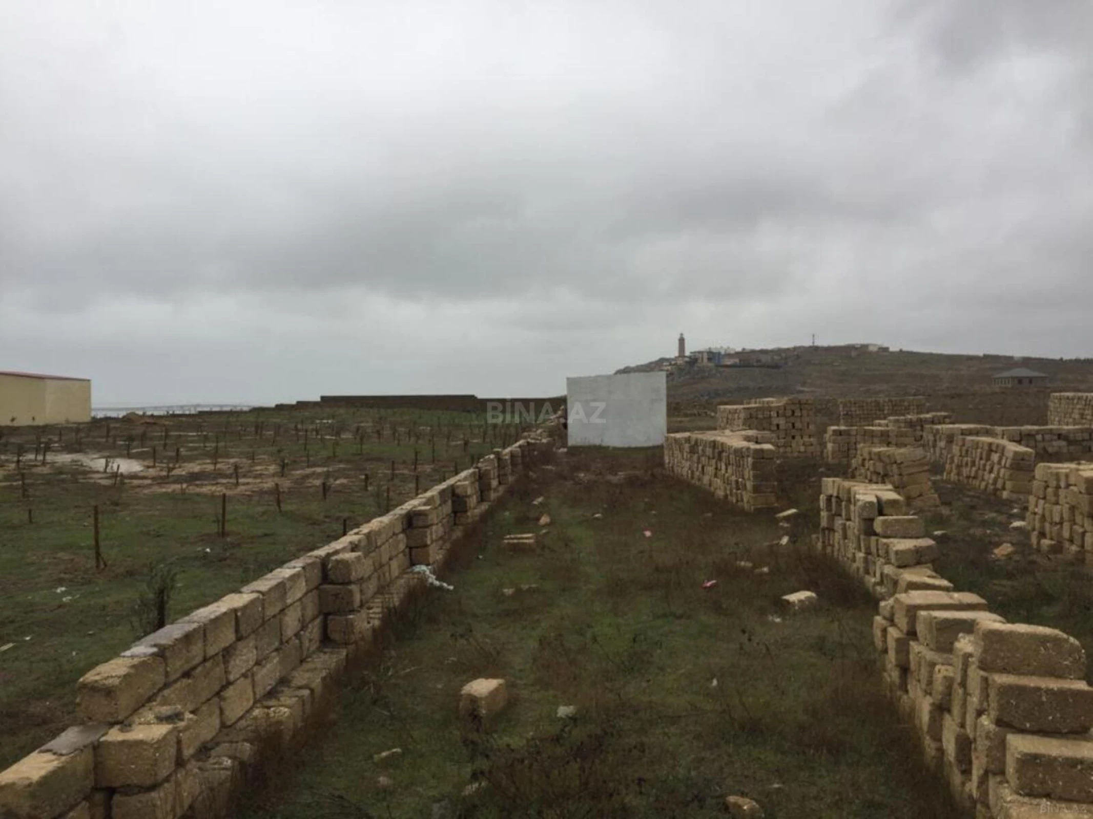 Satılır torpaq sahəsi 100 m²