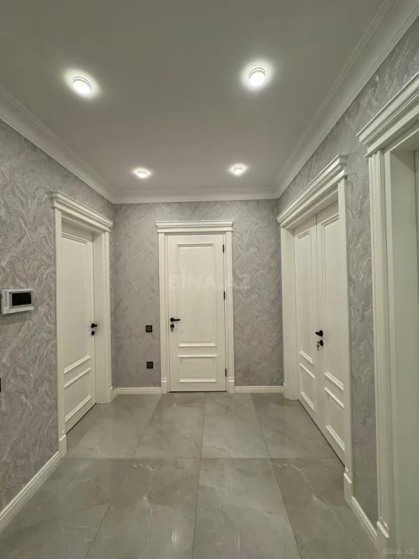 Kirayə verilir 2 otaqlı mənzil 90 m²