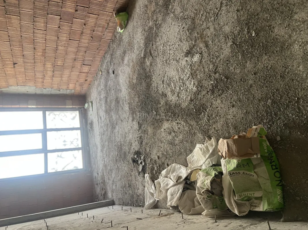 Satılır 2 otaqlı mənzil 110 m²