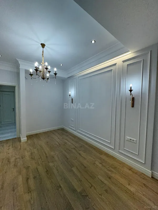 Satılır 2 otaqlı mənzil 98 m²