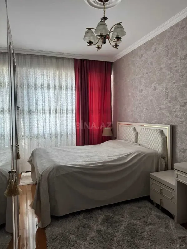 Satılır 2 otaqlı mənzil 65 m²