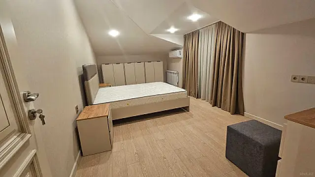 Kirayə verilir 3 otaqlı mənzil 93 m²