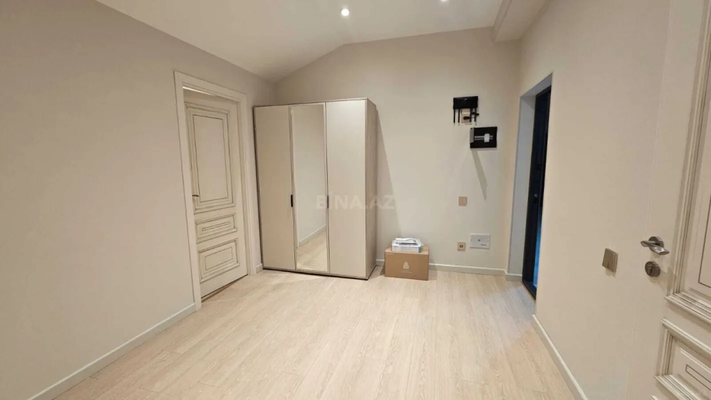 Kirayə verilir 3 otaqlı mənzil 93 m²