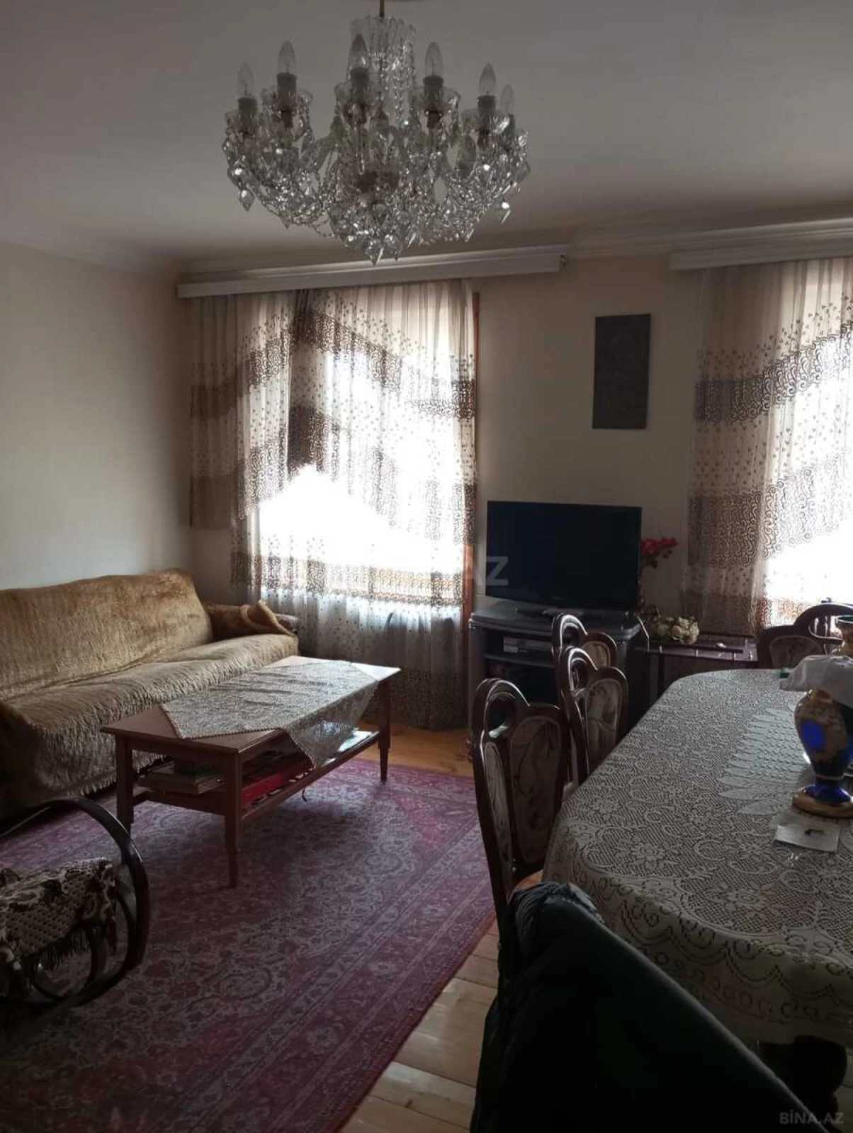 Satılır 2 otaqlı mənzil 82.5 m²