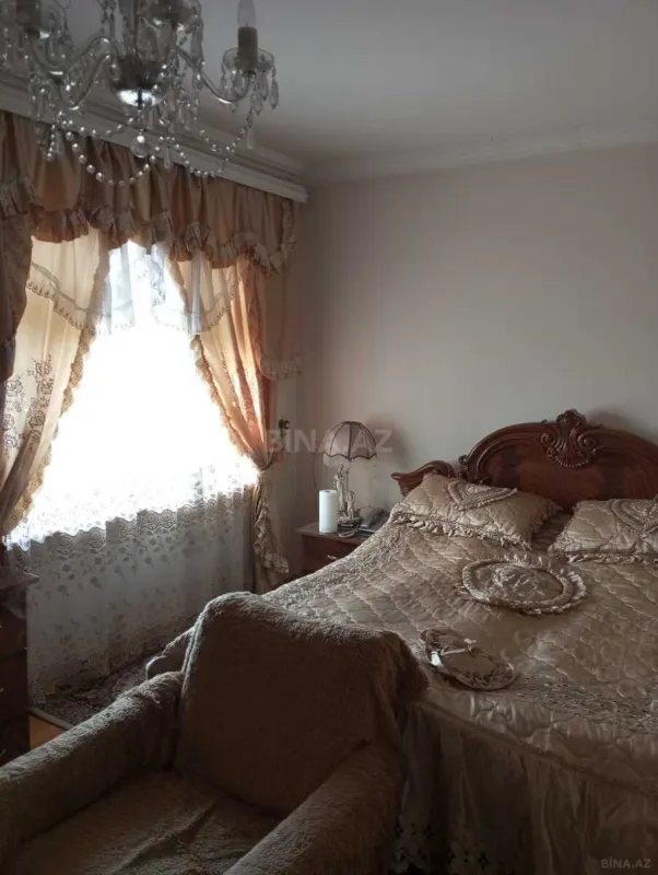 Satılır 2 otaqlı mənzil 82.5 m²