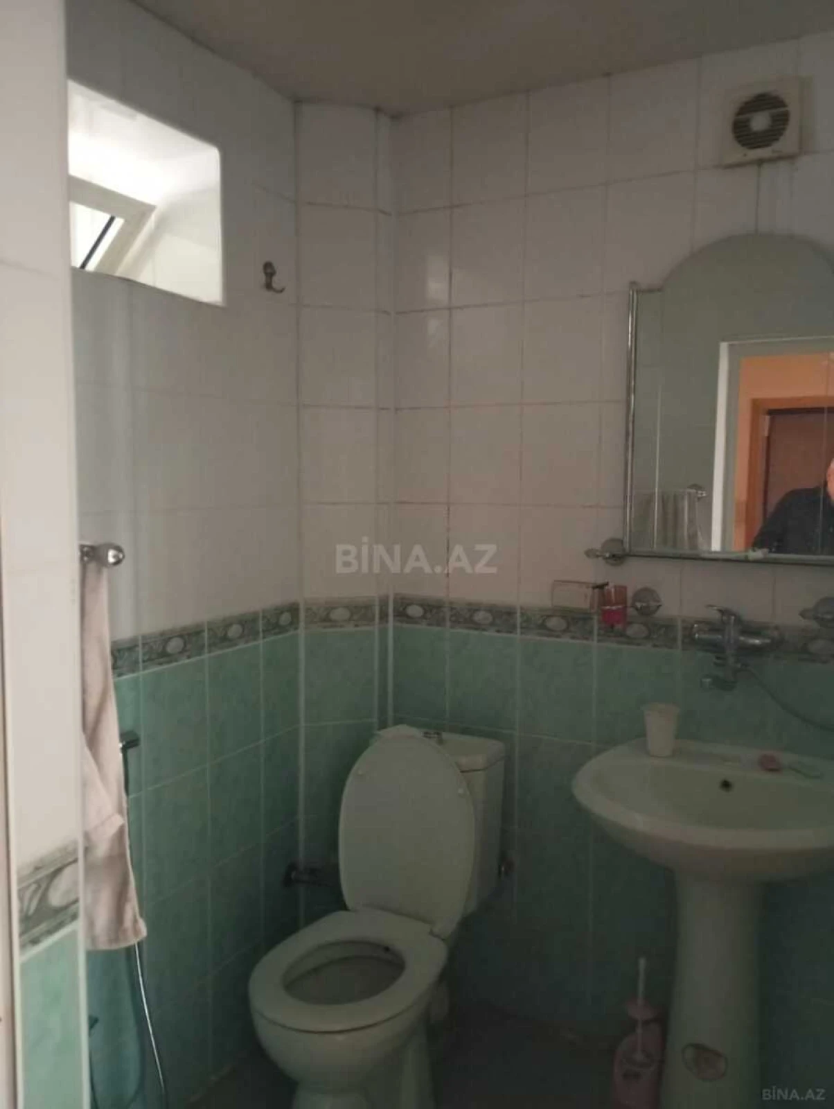Satılır 2 otaqlı mənzil 82.5 m²