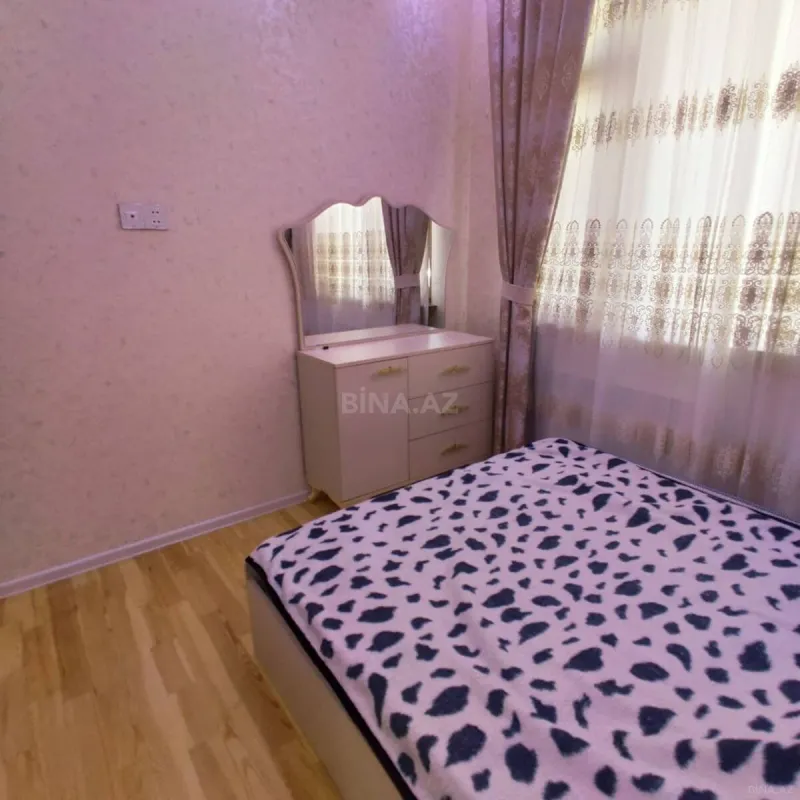 Kirayə verilir 2 otaqlı mənzil 60 m²