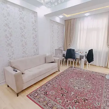 Kirayə verilir 2 otaqlı mənzil 60 m²