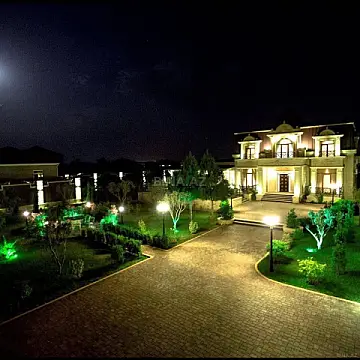 Kirayə verilir 6 otaqlı həyət evi 400 m²