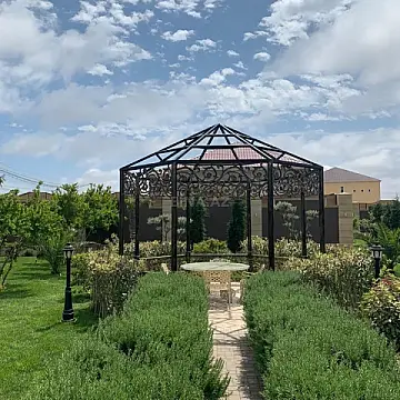 Kirayə verilir 6 otaqlı həyət evi 400 m²