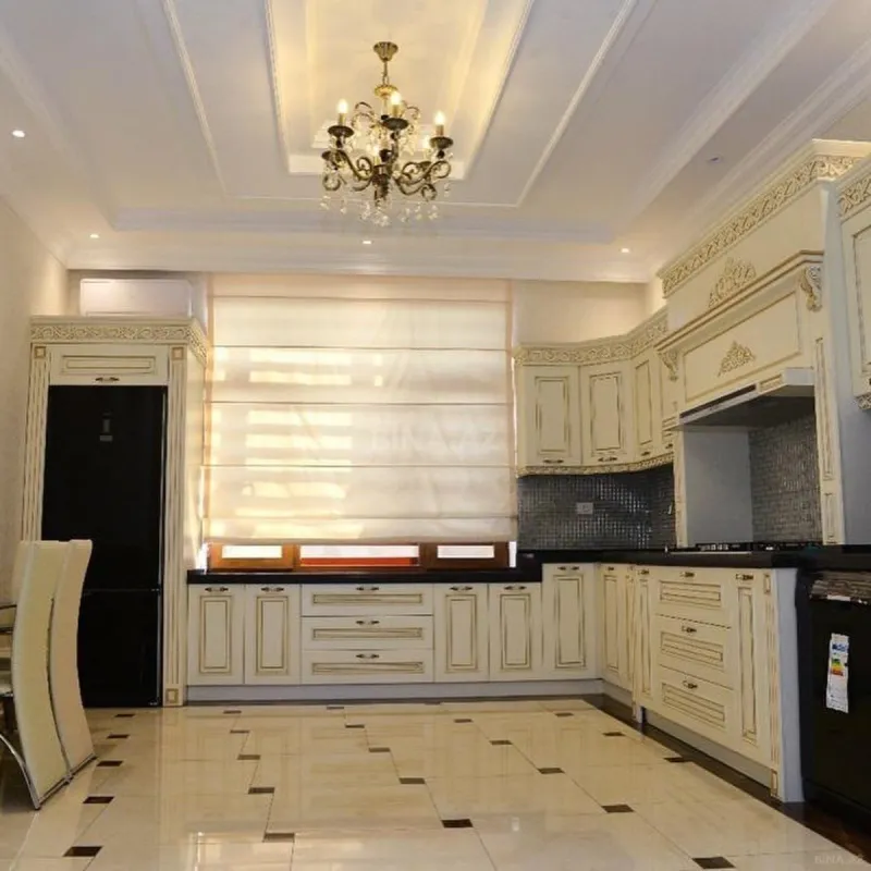 Kirayə verilir 6 otaqlı həyət evi 400 m²