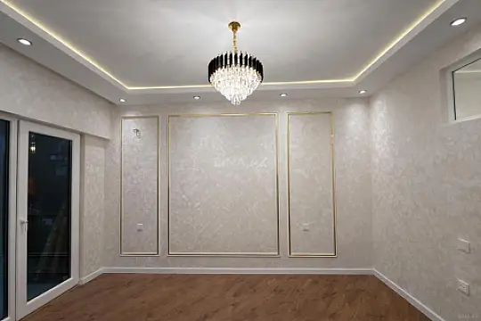 Satılır 3 otaqlı mənzil 68.53 m²