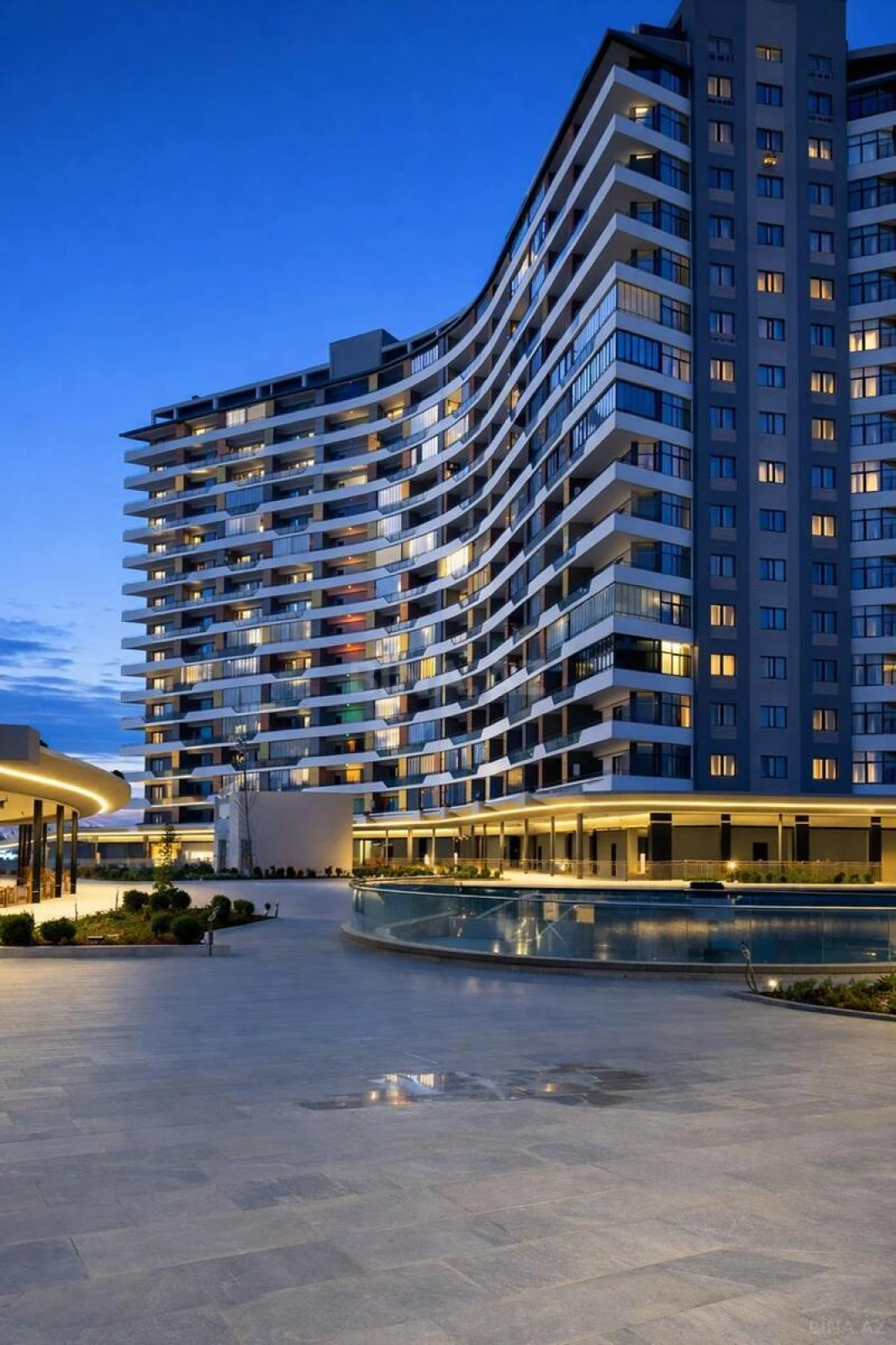 Satılır 3 otaqlı mənzil 68.53 m²