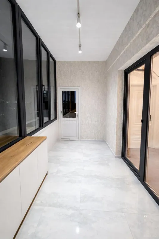 Satılır 3 otaqlı mənzil 68.53 m²