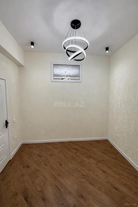 Satılır 3 otaqlı mənzil 68.53 m²