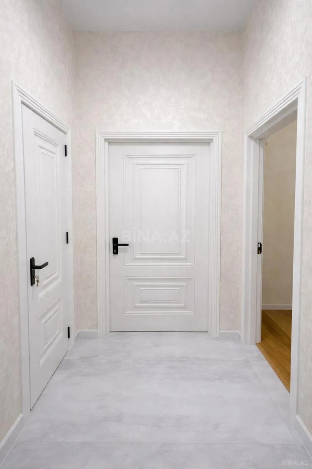 Satılır 3 otaqlı mənzil 68.53 m²