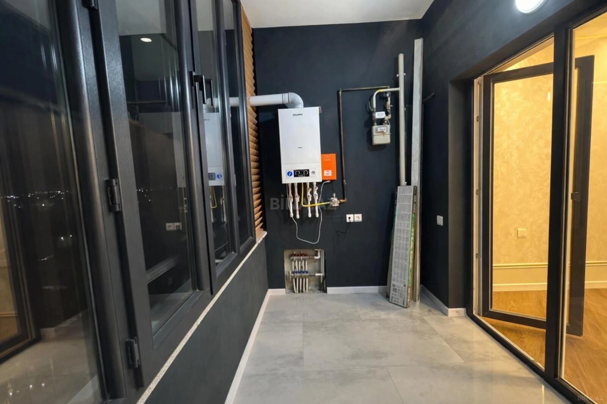 Satılır 3 otaqlı mənzil 68.53 m²