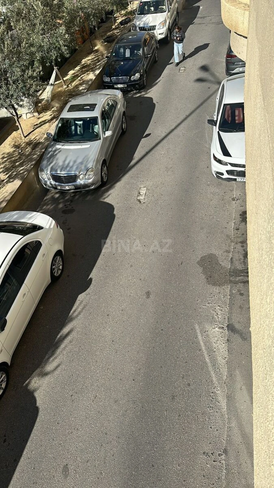 Satılır 3 otaqlı mənzil 125 m²