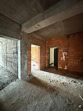 Satılır 3 otaqlı mənzil 137 m²