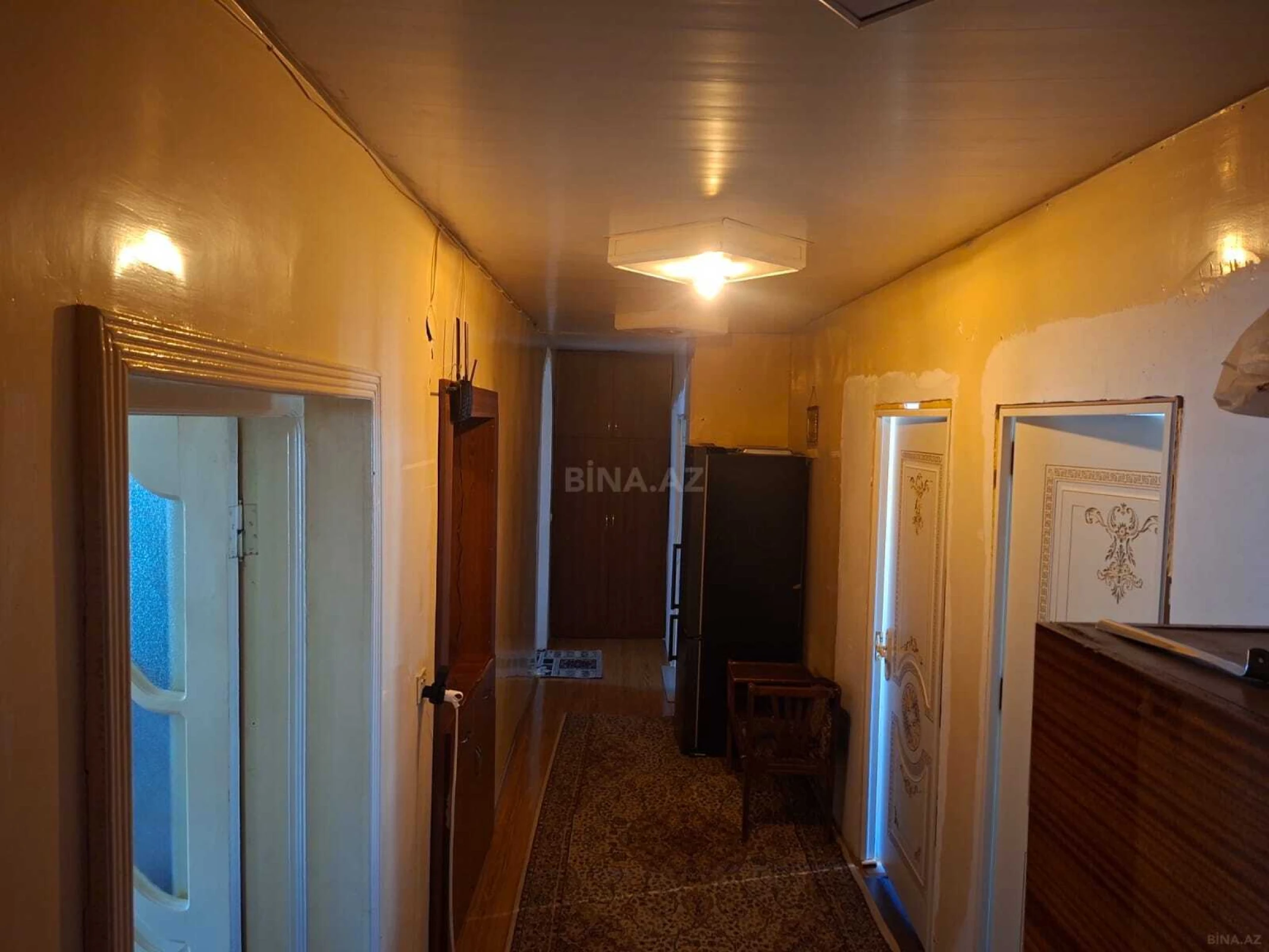 Satılır 4 otaqlı mənzil 144 m²