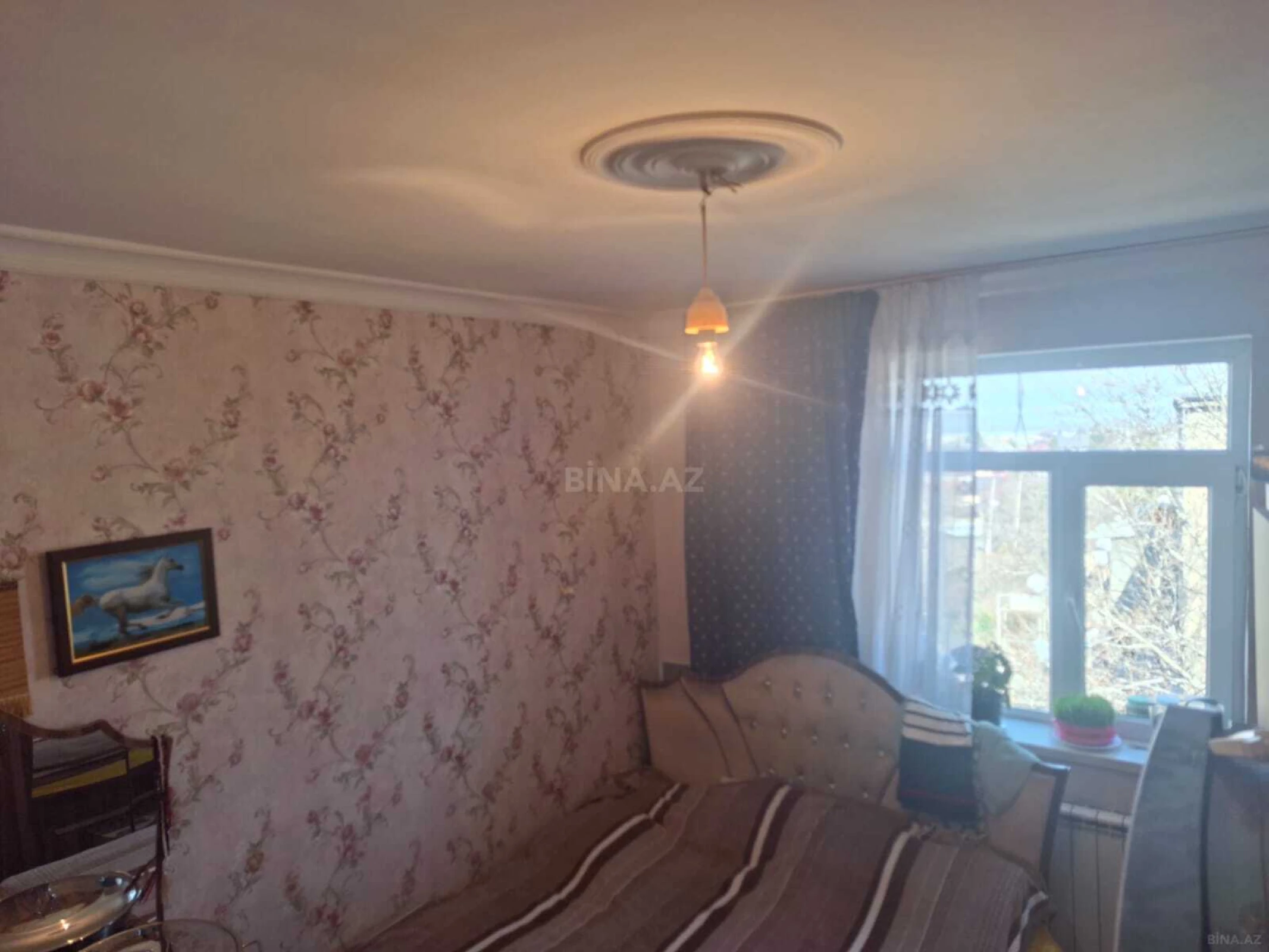 Satılır 4 otaqlı mənzil 144 m²