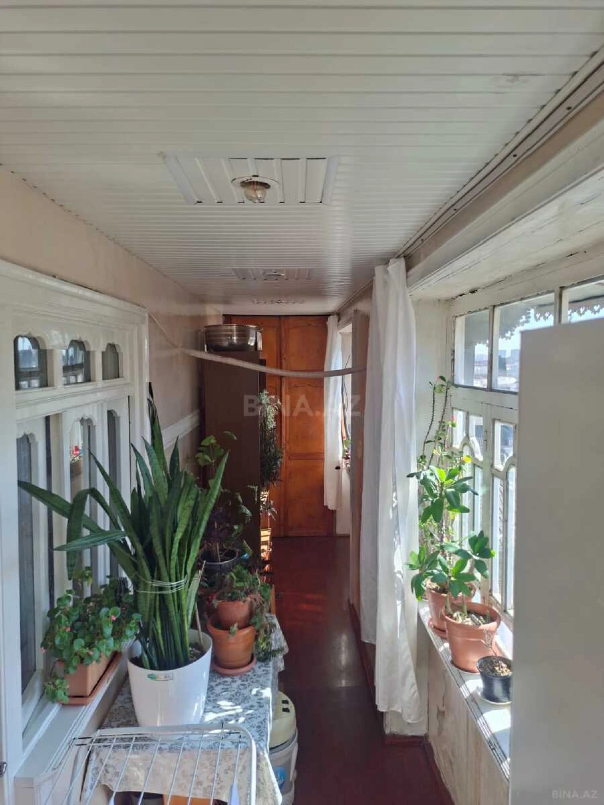 Satılır 4 otaqlı mənzil 144 m²