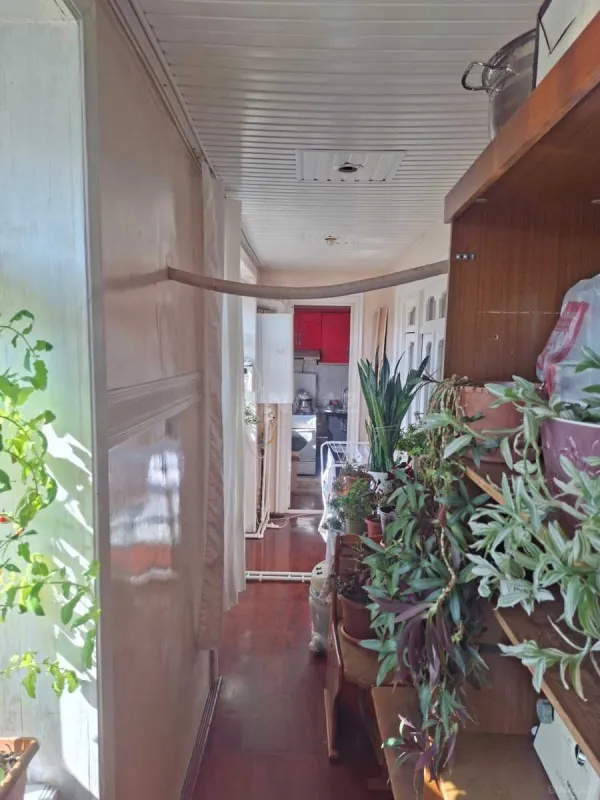 Satılır 4 otaqlı mənzil 144 m²