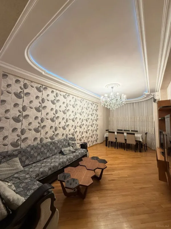 Satılır 3 otaqlı mənzil 110 m²