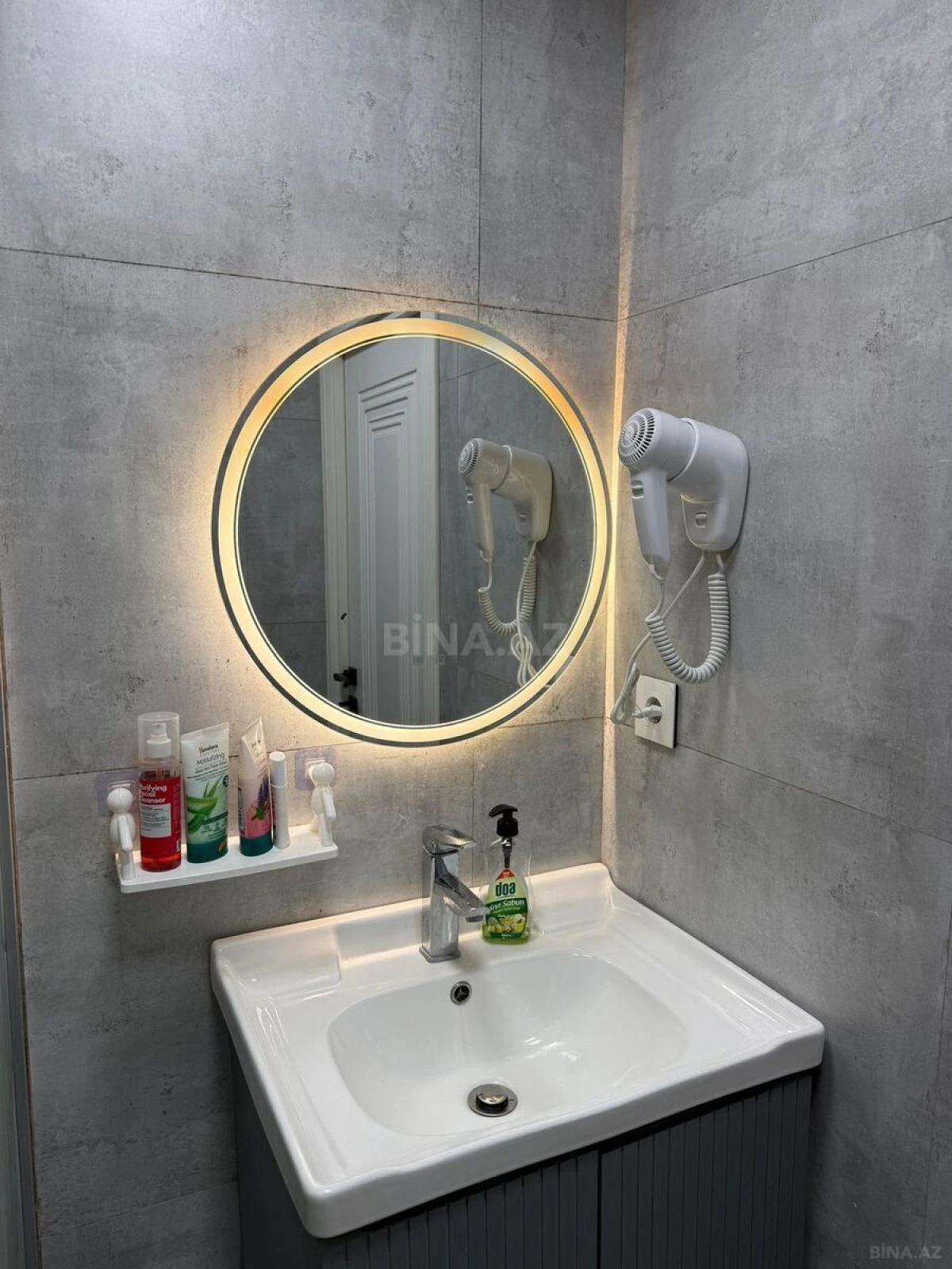 Satılır 4 otaqlı mənzil 125 m²