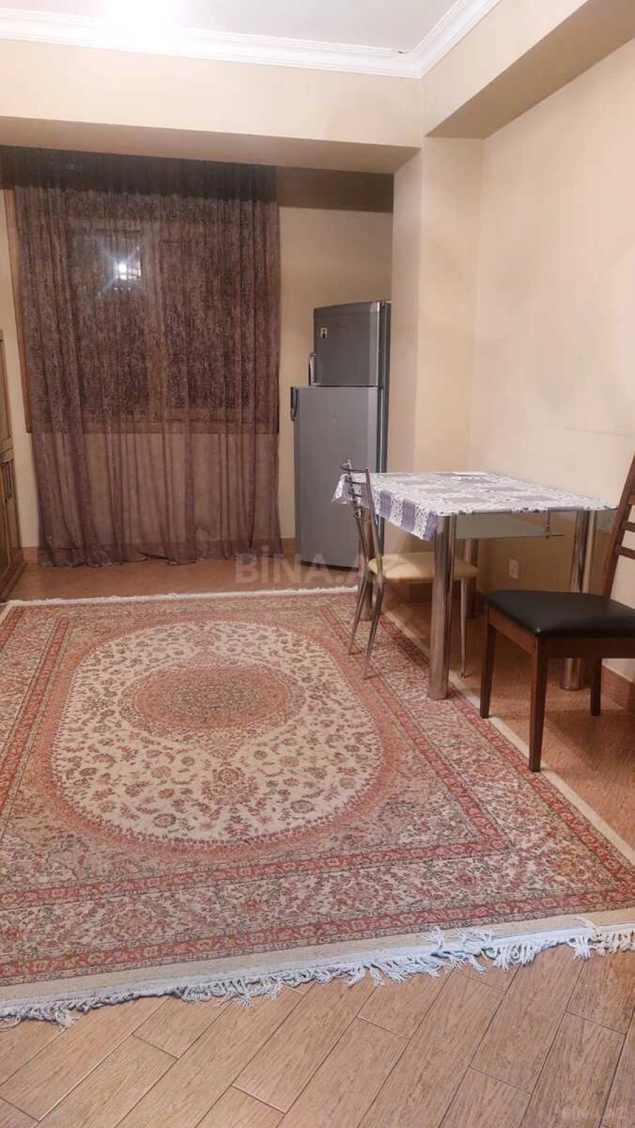Kirayə verilir 3 otaqlı mənzil 100 m²