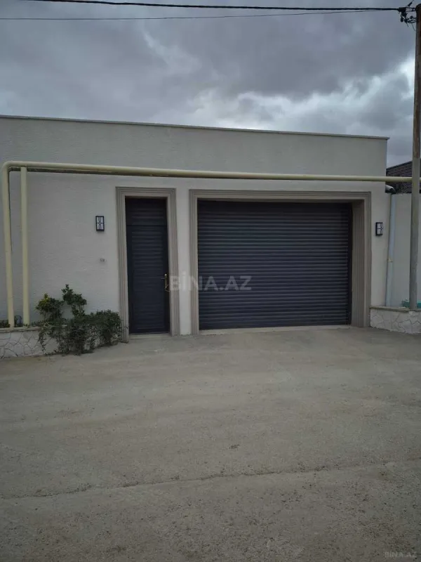 Satılır 4 otaqlı həyət evi 180 m²