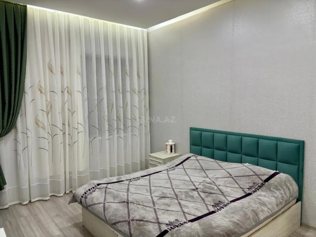 Satılır 4 otaqlı həyət evi 180 m²