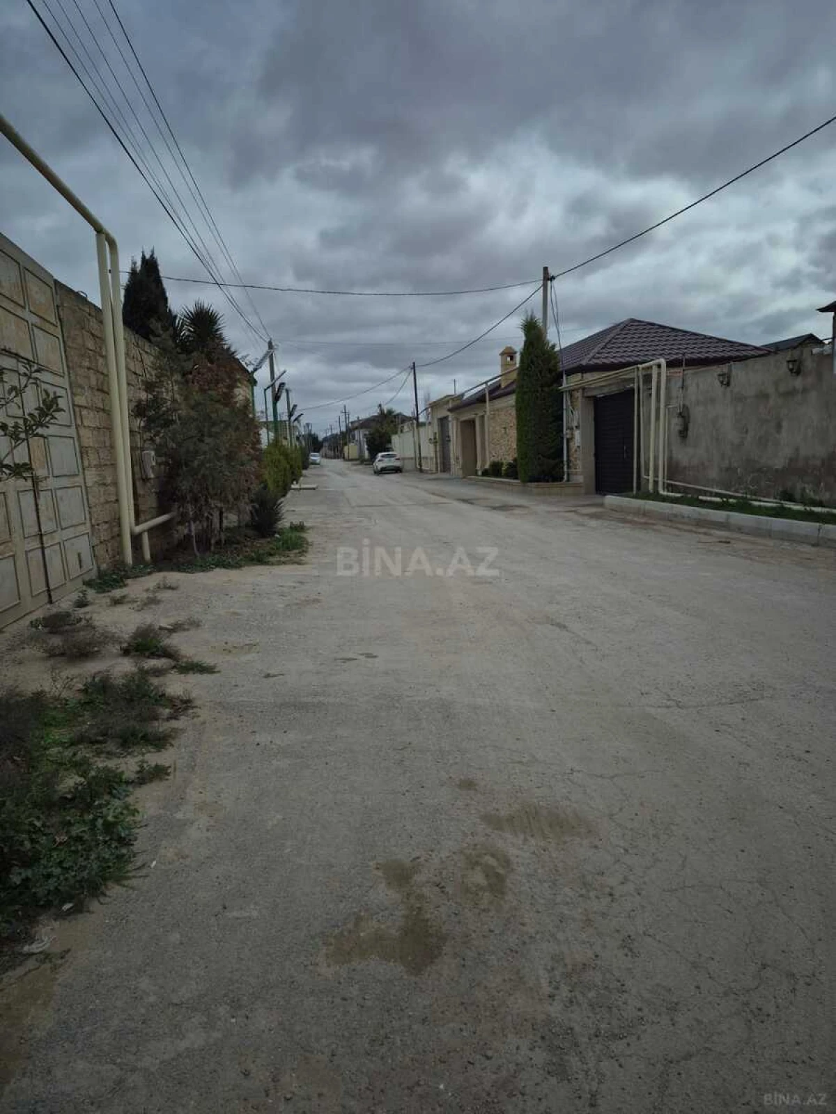 Satılır 4 otaqlı həyət evi 180 m²