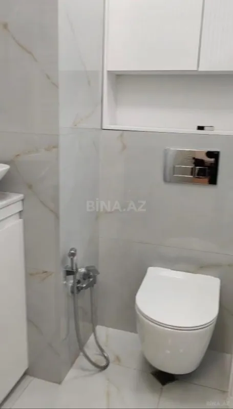 Kirayə verilir 2 otaqlı mənzil 60 m²