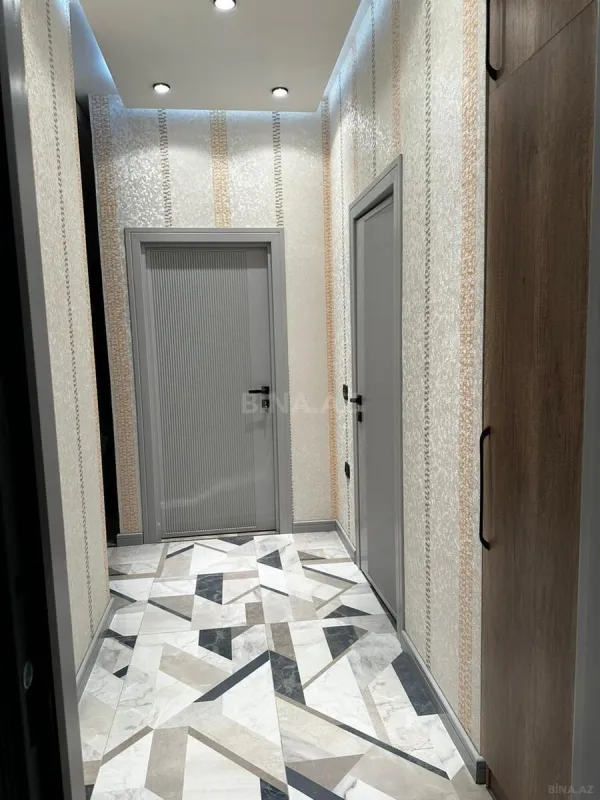 Kirayə verilir 2 otaqlı mənzil 68 m²