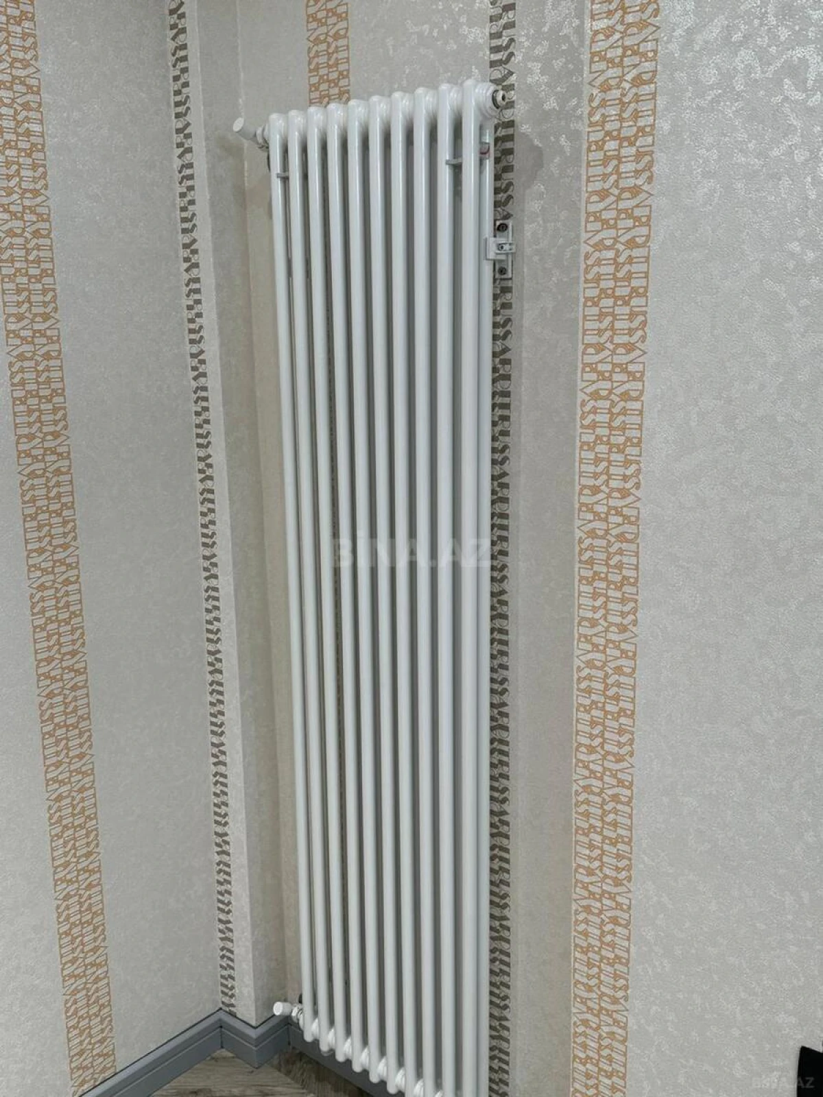 Kirayə verilir 2 otaqlı mənzil 68 m²