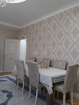 Kirayə verilir 2 otaqlı mənzil 85 m²